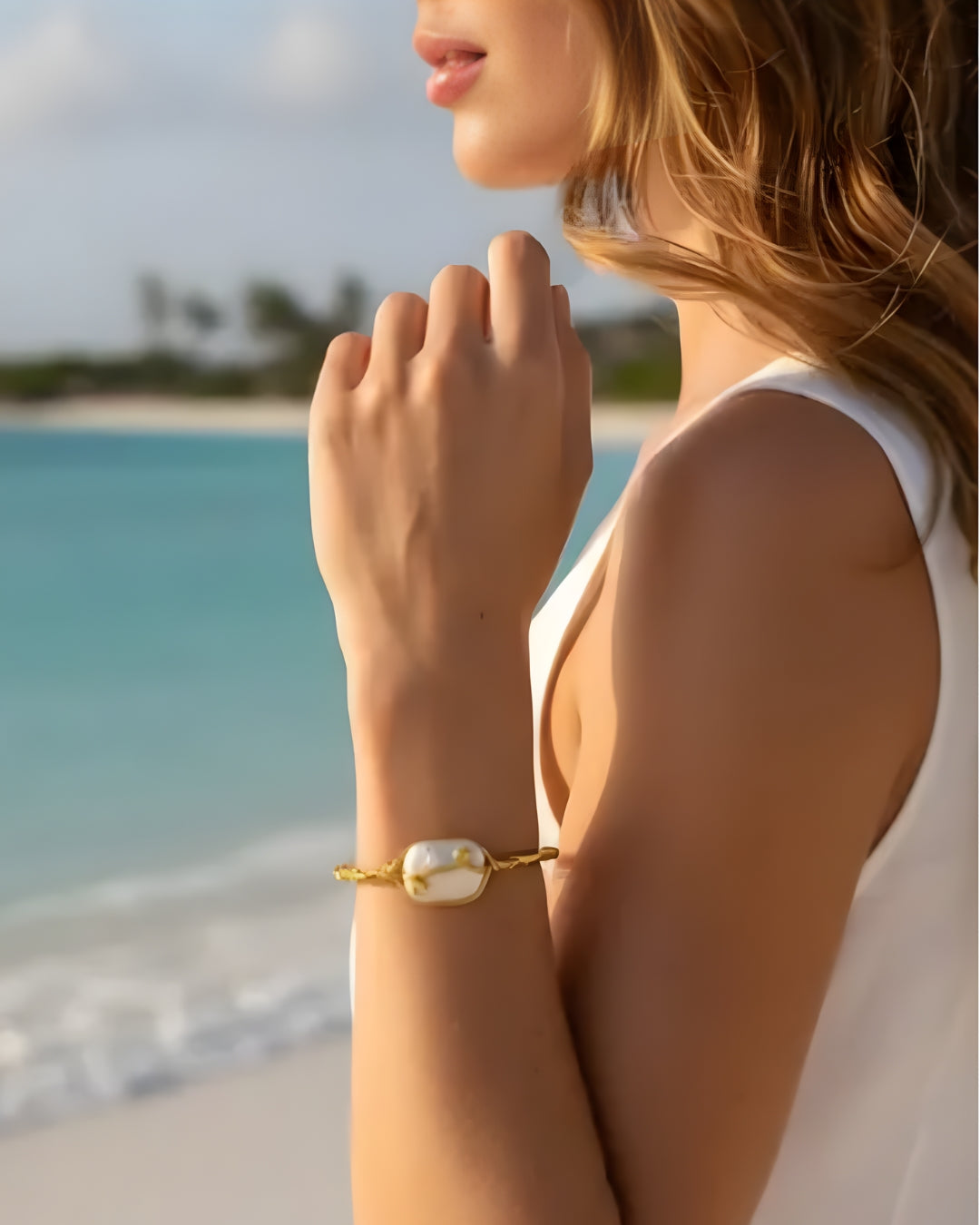 Daumier Square Pearl Brass Bangle