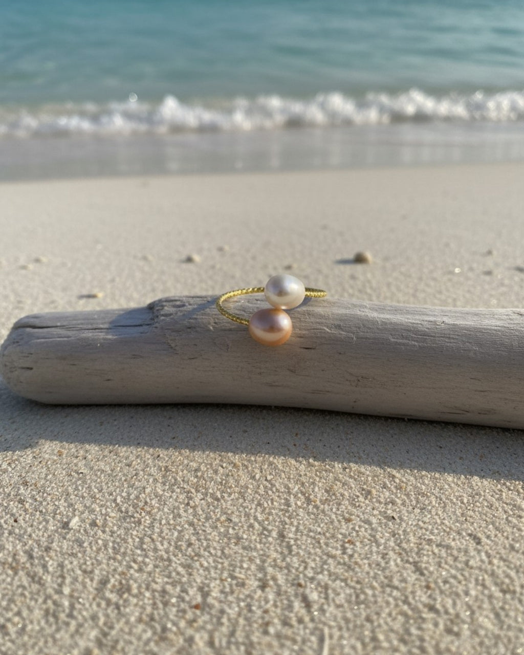 Adjustable Two Pearl Cassett Wrap Ring White/Blush