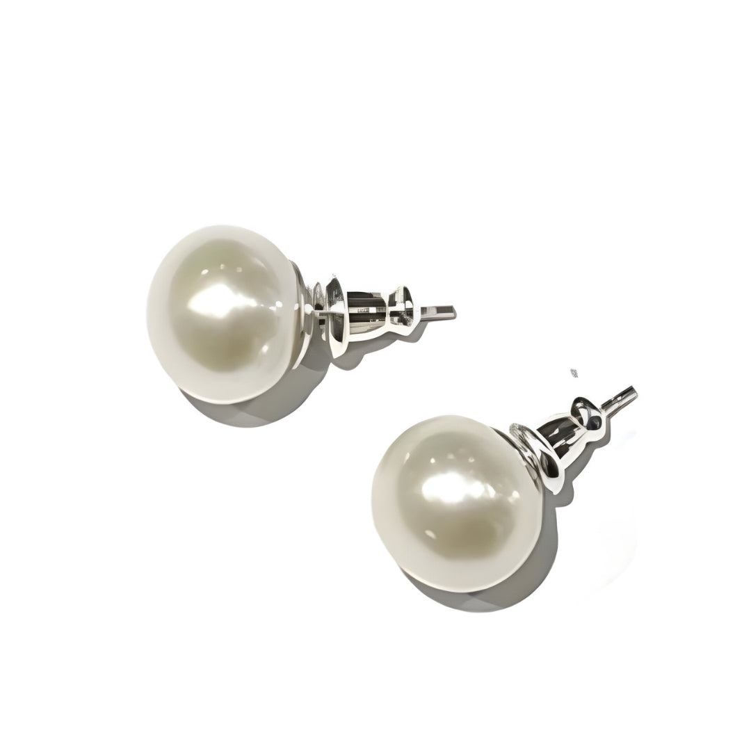 Wendy Mignot Chloe Freshwater Pearl Stud Earrings White