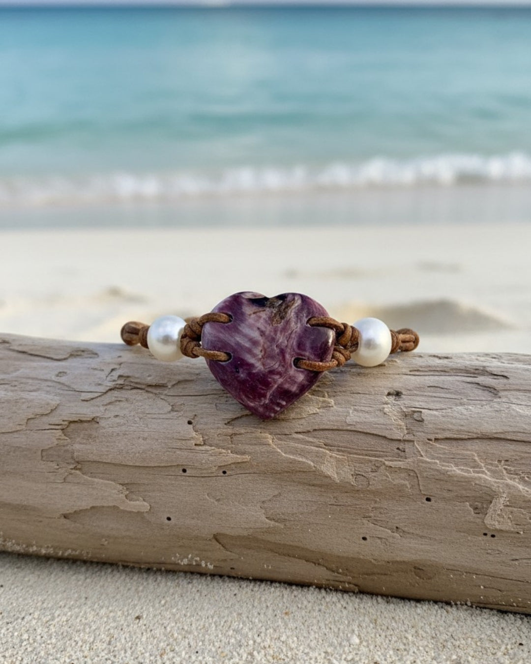 Grand Malaysian Purple Lions Paw Heart and Pearl Bracelet
