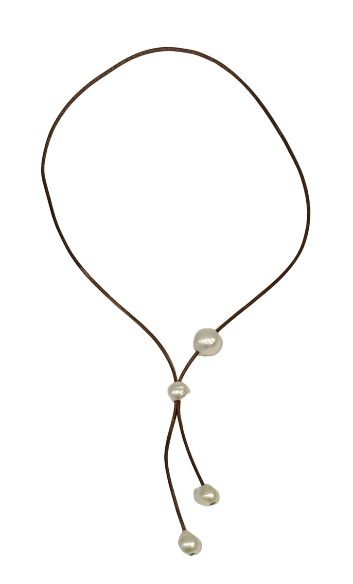 Wendy Mignot Lady Jane Single Freshwater Pearl and Leather Adjustable Necklace White