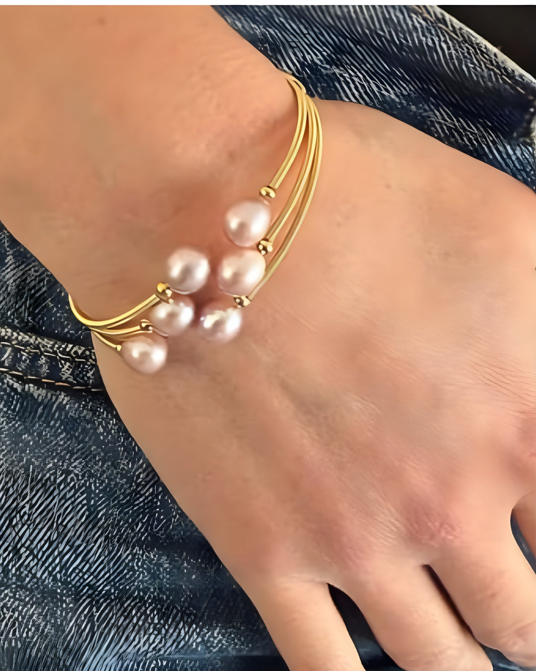 Monet Watercolor Pearl  Bangle - Lavender