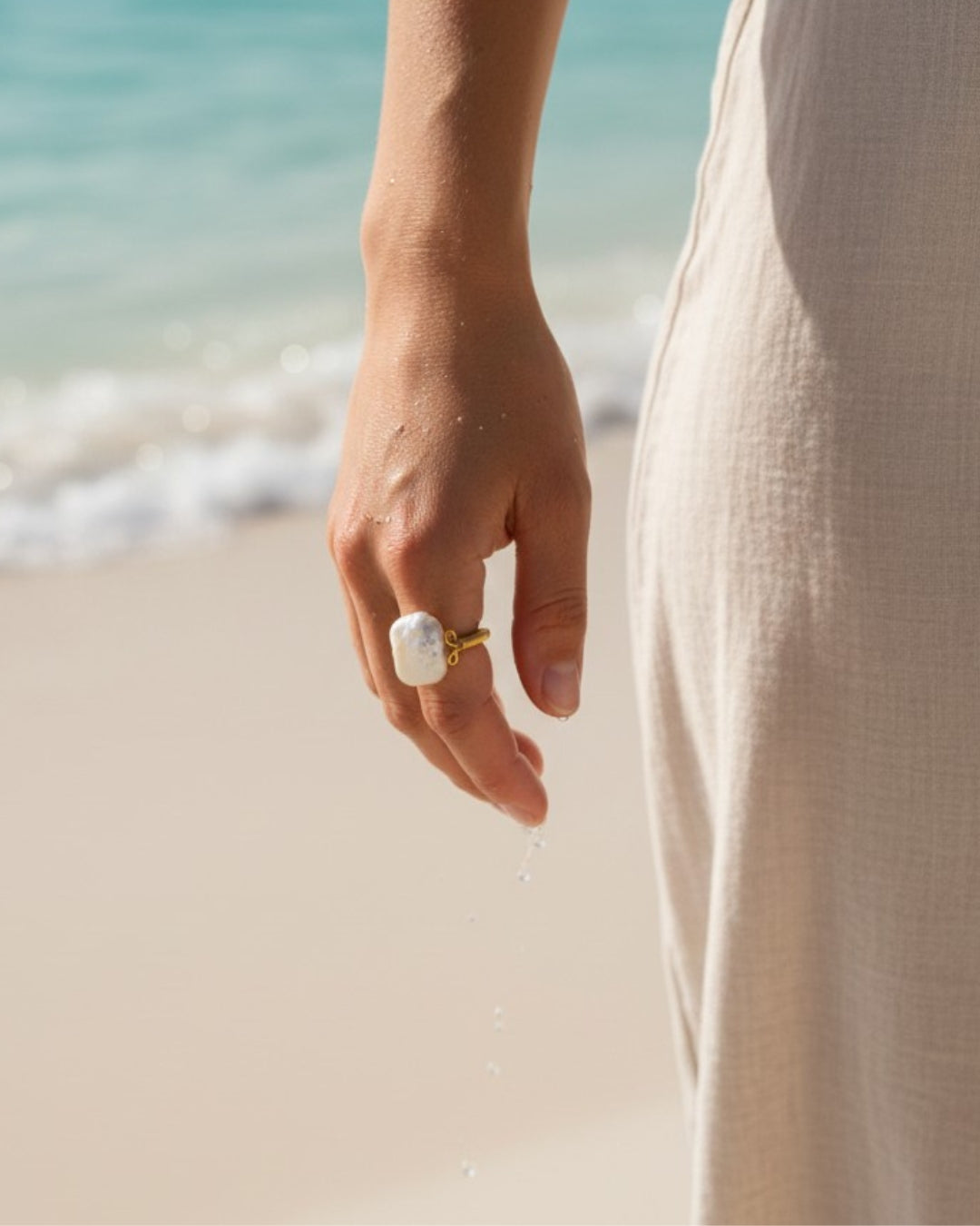 Adjustable Square Pearl Lepine Ring