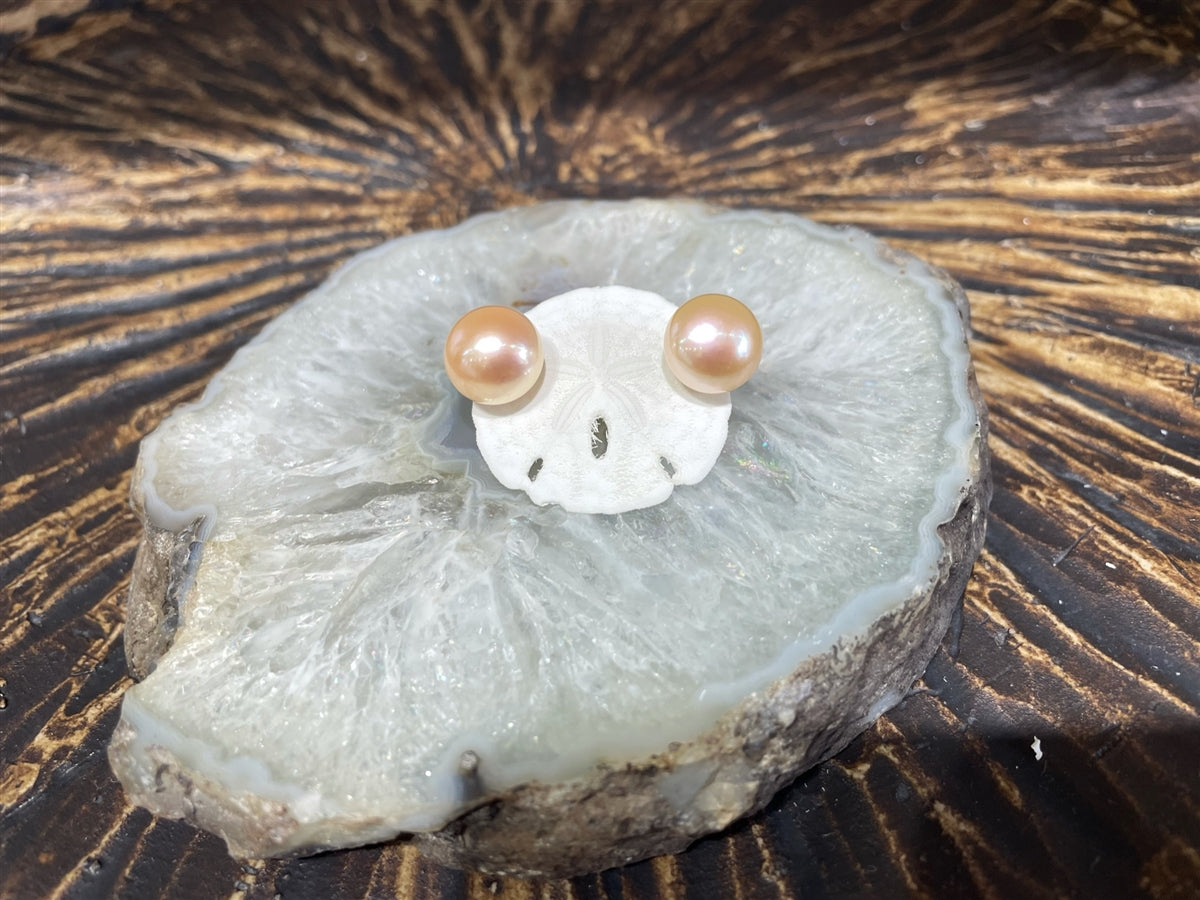 Wendy Mignot Margot Button Pearl Stud Earrings 11-12mm Blush