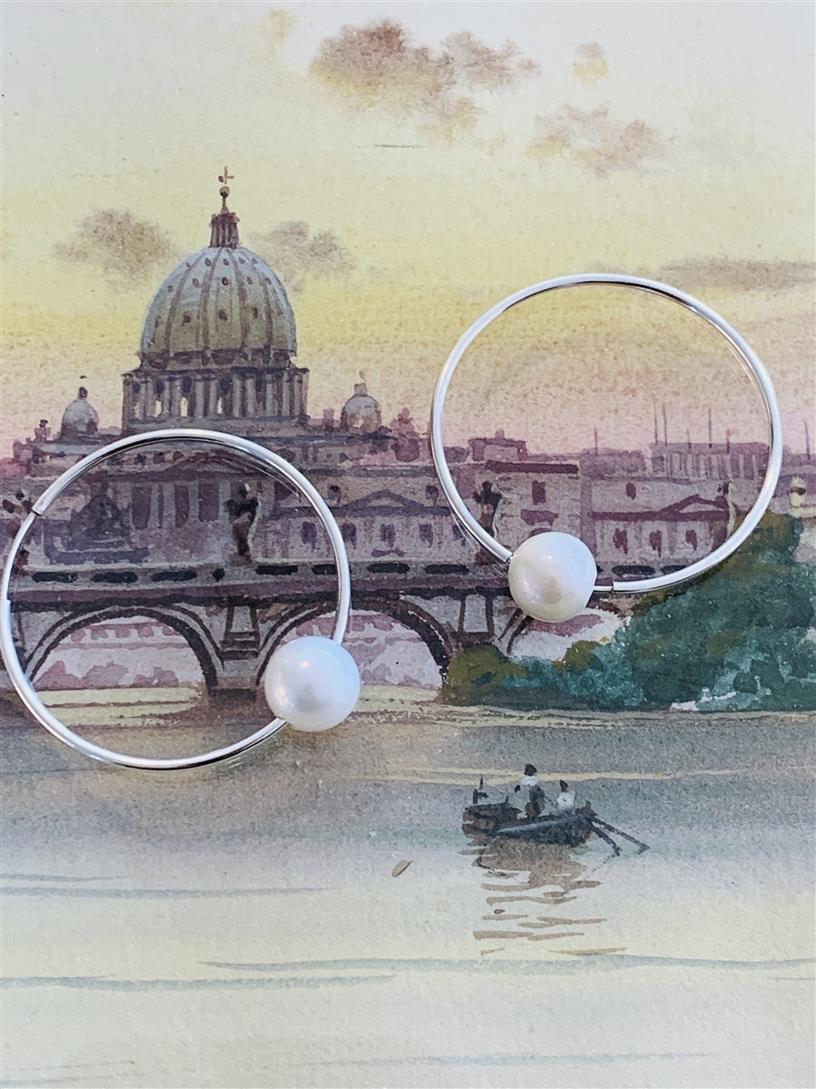 Wendy Mignot Monaco Blanc Freshwater White Pearl Endless Hoop Earrings Silver