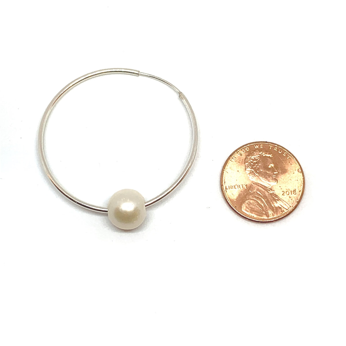 Wendy Mignot Monaco Blanc Freshwater White Pearl Endless Hoop Earrings Silver