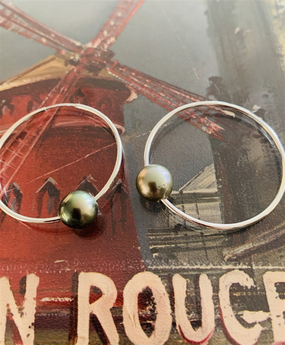 Wendy Mignot Monaco Noir Tahitian Pearl Endless Hoop Silver Earrings