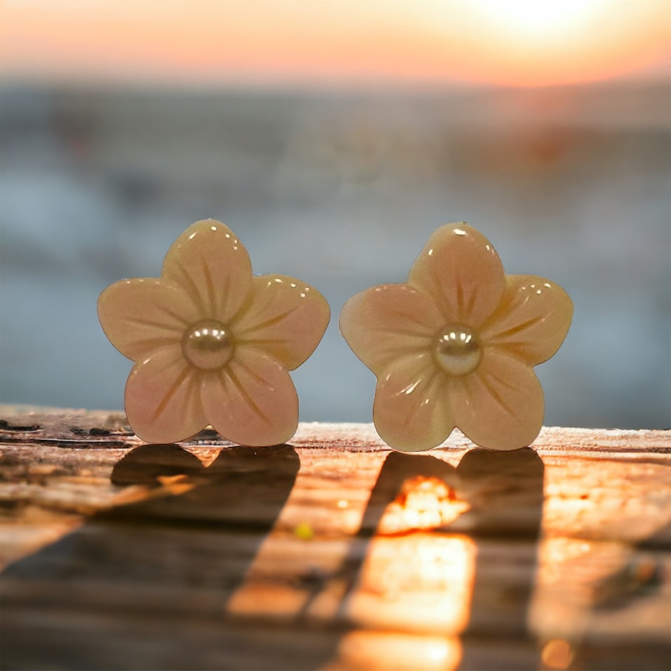 Fine Pearls and Leather Jewelry by Designer Wendy Mignot Hibiscus Flower Conch Shell Pearl Stud Earrings