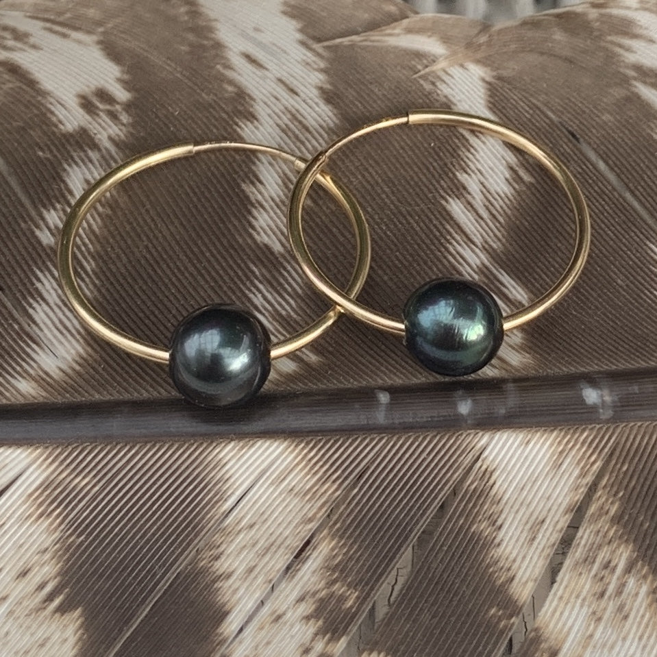 Wendy Mignot Venice Tahitian Pearl Endless Hoop Gold-Filled Earrings