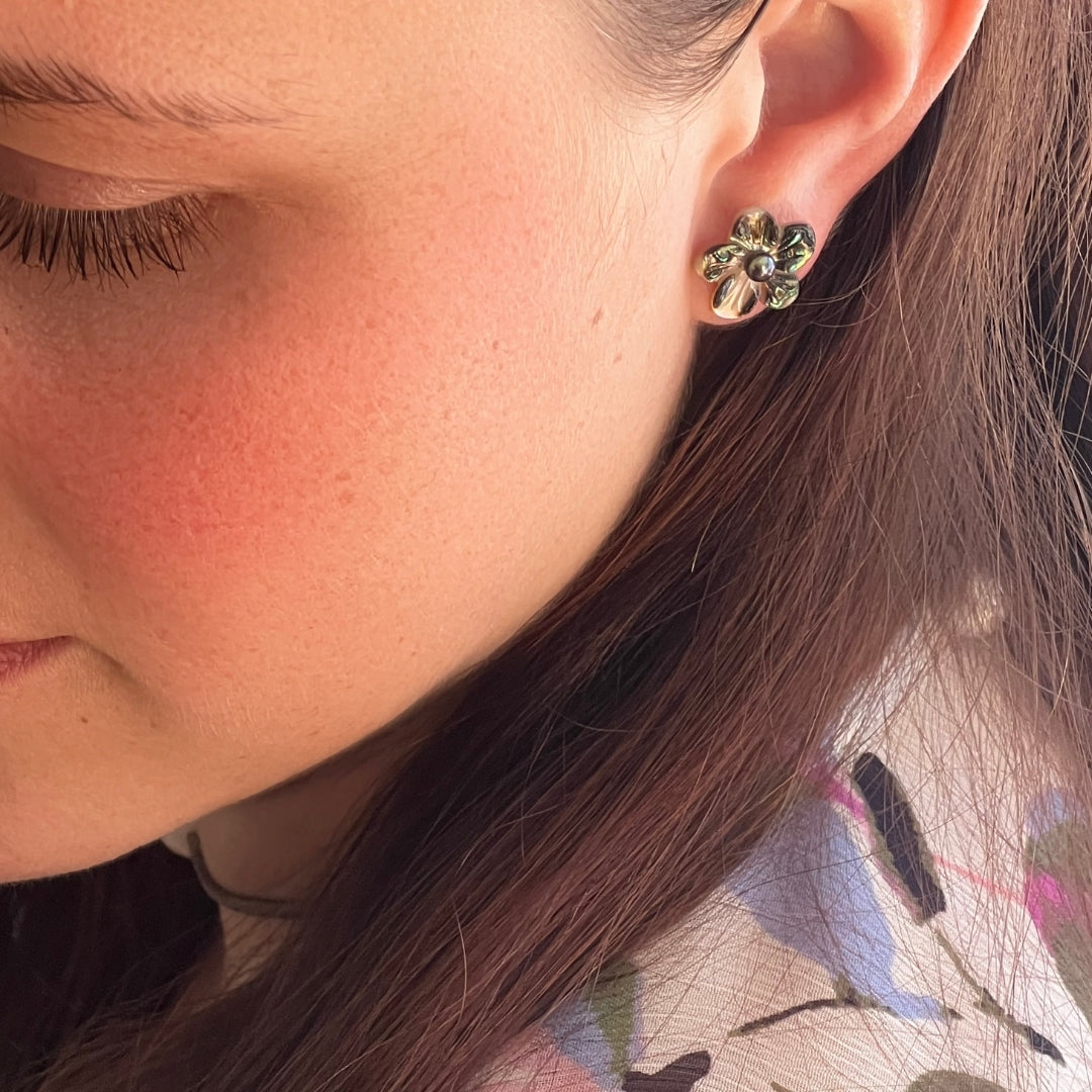 Hibiscus Pearl and Abalone Pearl Stud Earrings
