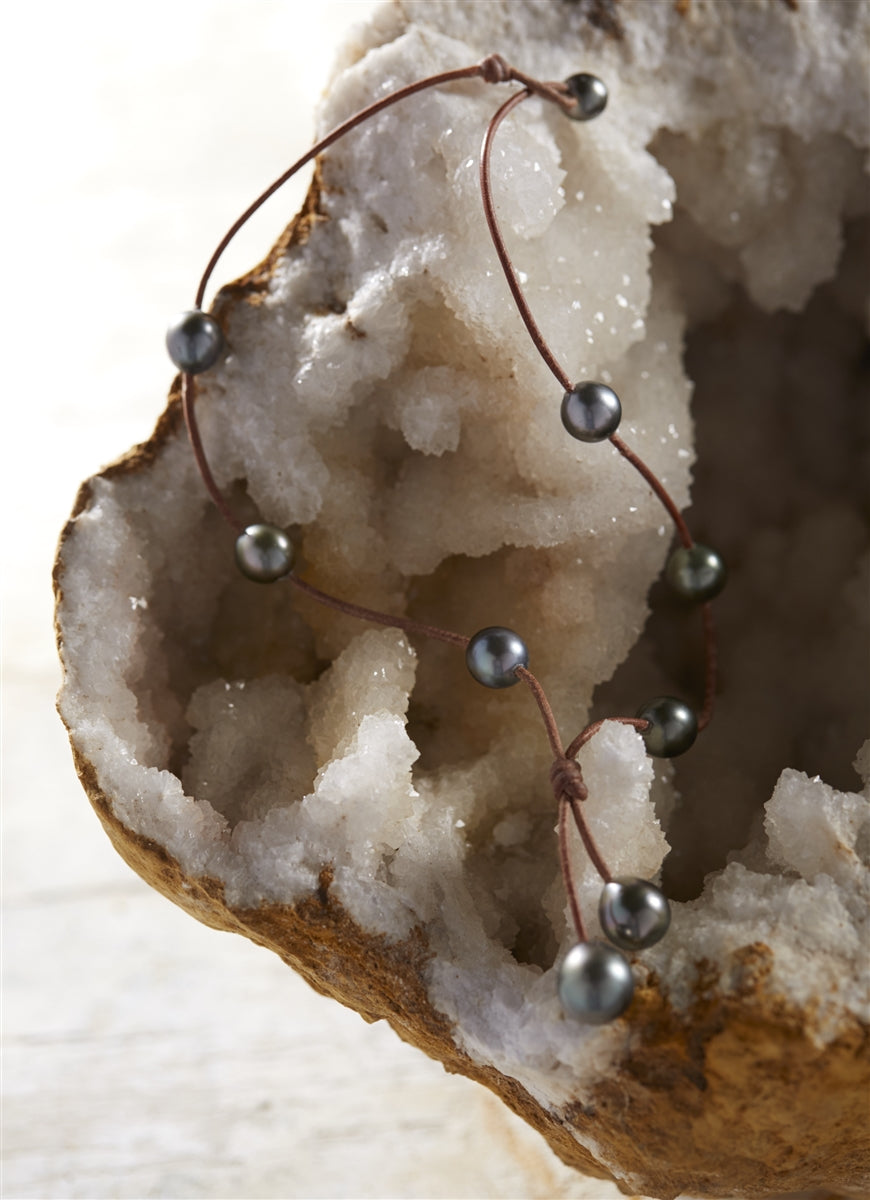 Wendy Mignot Seacrest Tahitian Pearl and Leather Necklace