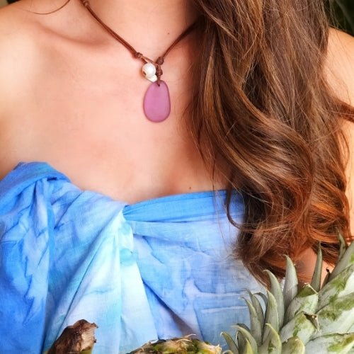 Wendy Mignot Coastline Anegada Freshwater Pearl and Leather Violet Sea Glass Necklace