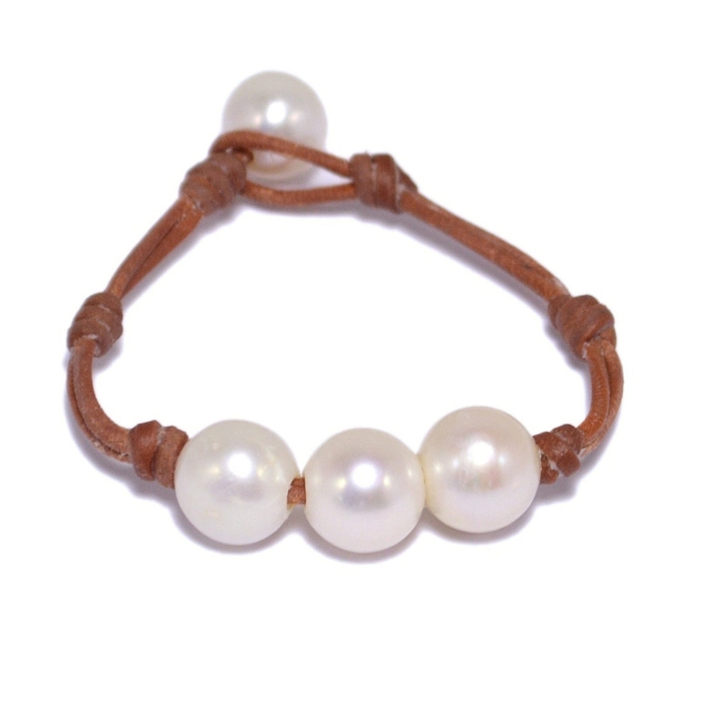 photo of Wendy Mignot Daisy Three Pearl Freshwater Pearl and Leather Bracelet
