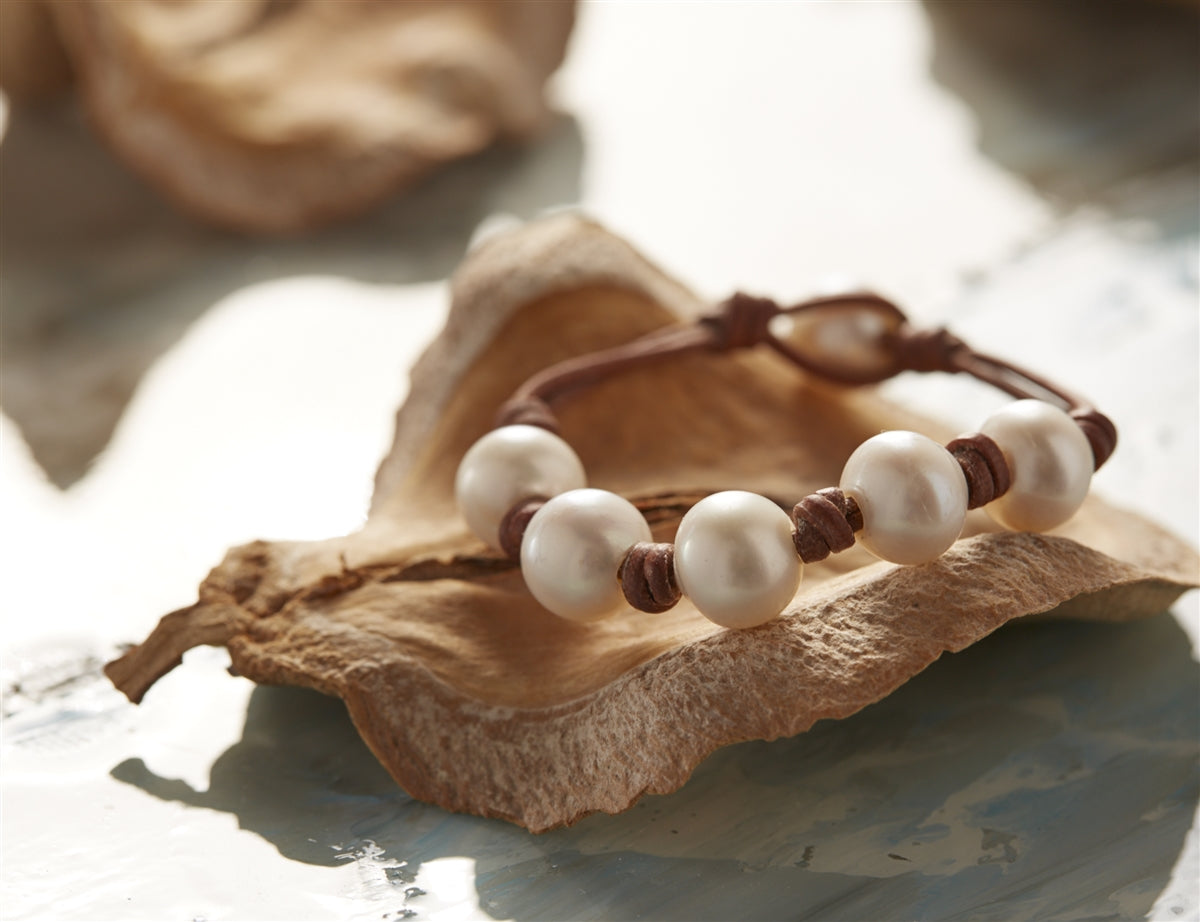 Wendy Mignot | Breezy Five Pearl Freshwater pearl and Leather