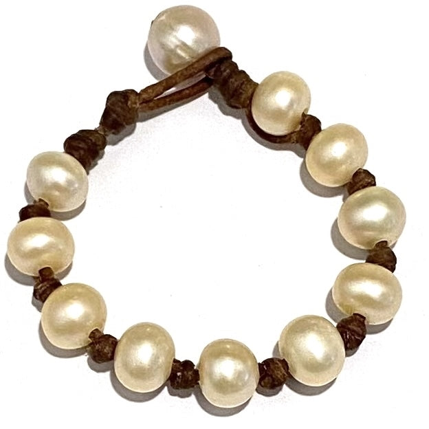 Wendy Mignot All Around Freshwater Pearl and Leather Bracelet Blush
