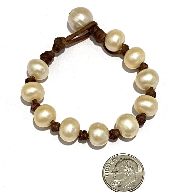 Wendy Mignot All Around Freshwater Pearl and Leather Bracelet Blush