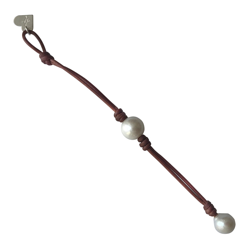 Wendy Mignot Baby Coastal Single Freshwater Pearl and Leather Bracelet White