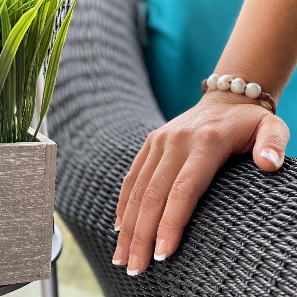 Wendy Mignot Flat Four Freshwater Pearl and Leather Bracelet