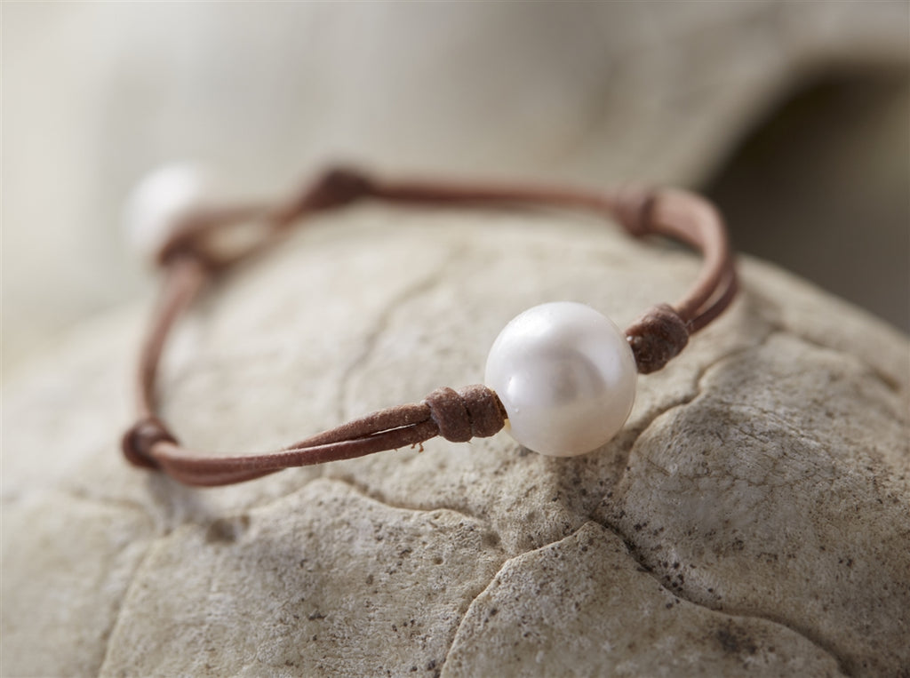 Wendy Mignot Coastal Single Freshwater Pearl and Leather Bracelet White