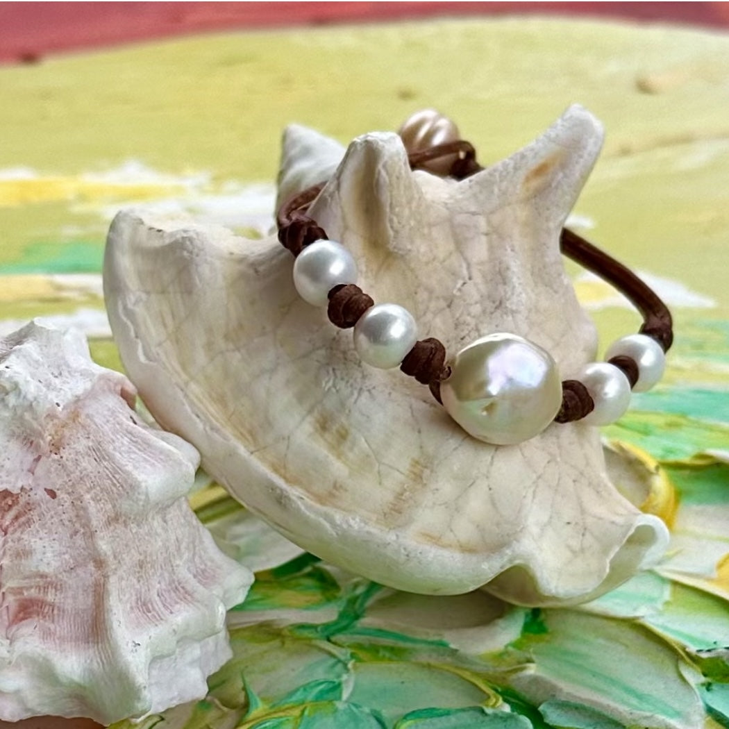 Wendy Mignot Freshwater Pearl and Leather Sunlight Bracelet