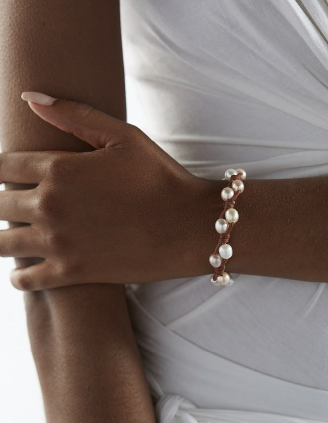 Wendy Mignot Toboga Freshwater Pearl and Leather Bracelet White