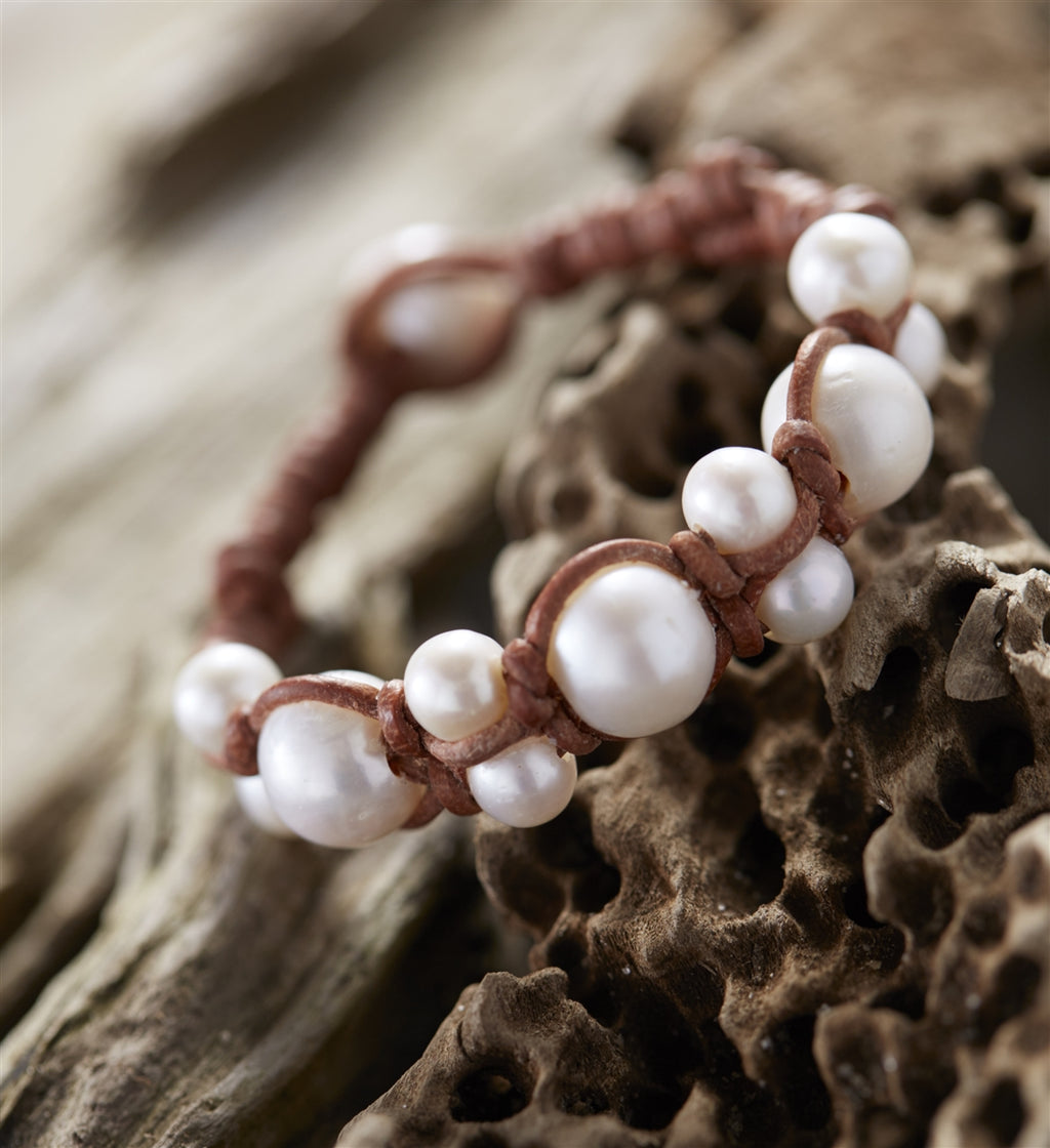 Wendy Mignot Freshwater Pearl and Leather Zoya  Bracelet White