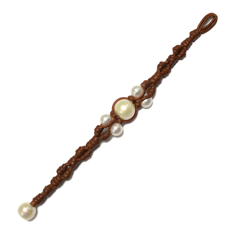 Wendy Mignot Center Freshwater Pearl and Leather Zoya Bracelet White