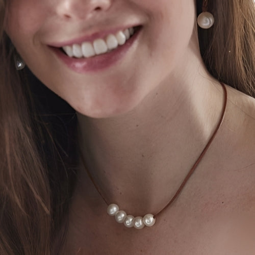 Wendy Mignot Breezy Five Freshwater Pearl and Leather Necklace White