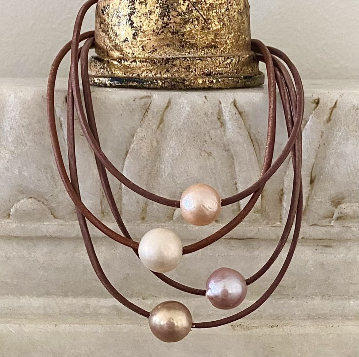 Wendy Mignot Coastal Single Freshwater Pearl and Leather Necklace Blush