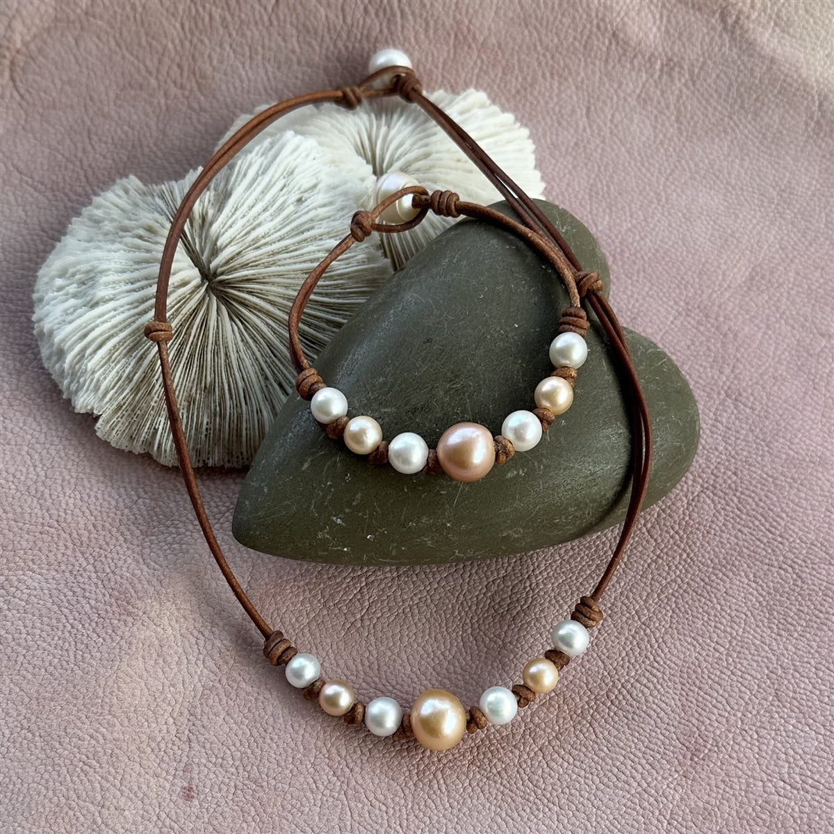 Wendy Mignot Seven Seas Freshwater Pearl and Leather Necklace - blush
