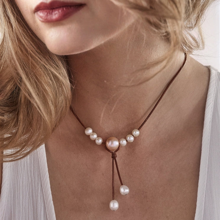 Wendy Mignot Synergy Freshwater Pearl and Leather Necklace