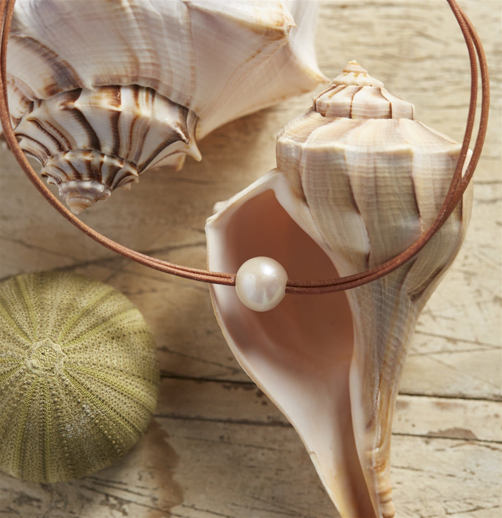 Wendy Mignot Zak Freshwater Pearl and Leather Necklace White