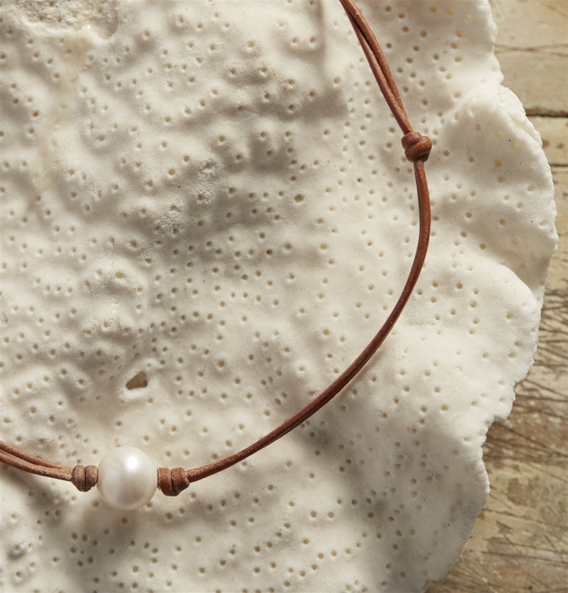 Wendy Mignot Zak Freshwater Pearl and Leather Necklace with Knots White