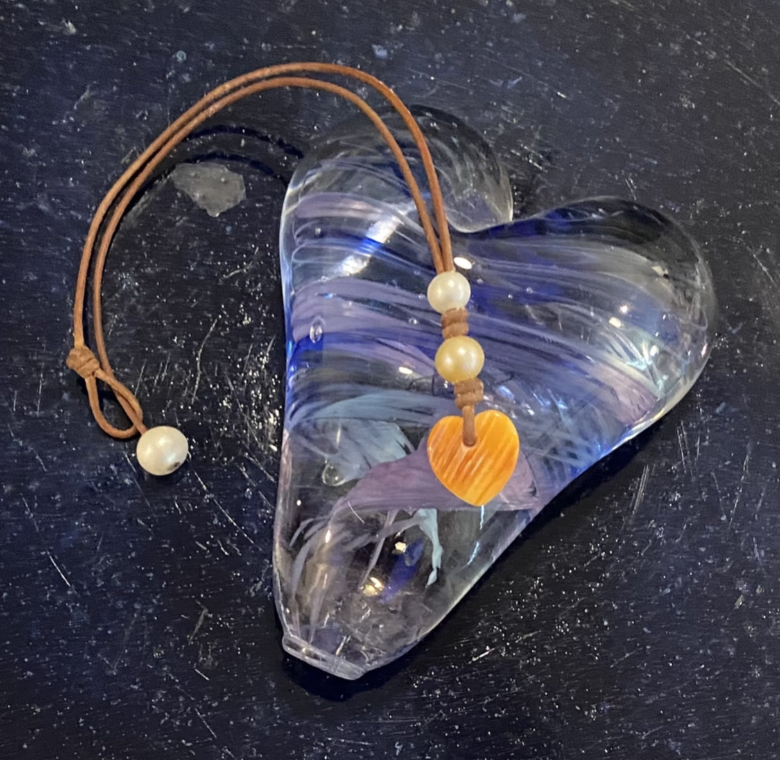 Wendy Mignot Amour Saba Double Pearl and Leather Heart Necklace - Lions Paw Shell