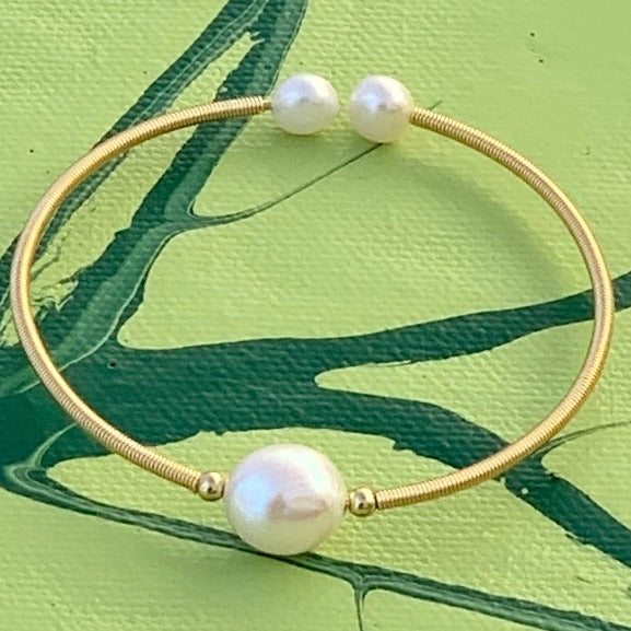 Wendy Mignot Cezanne Single Pearl Brass Bangle