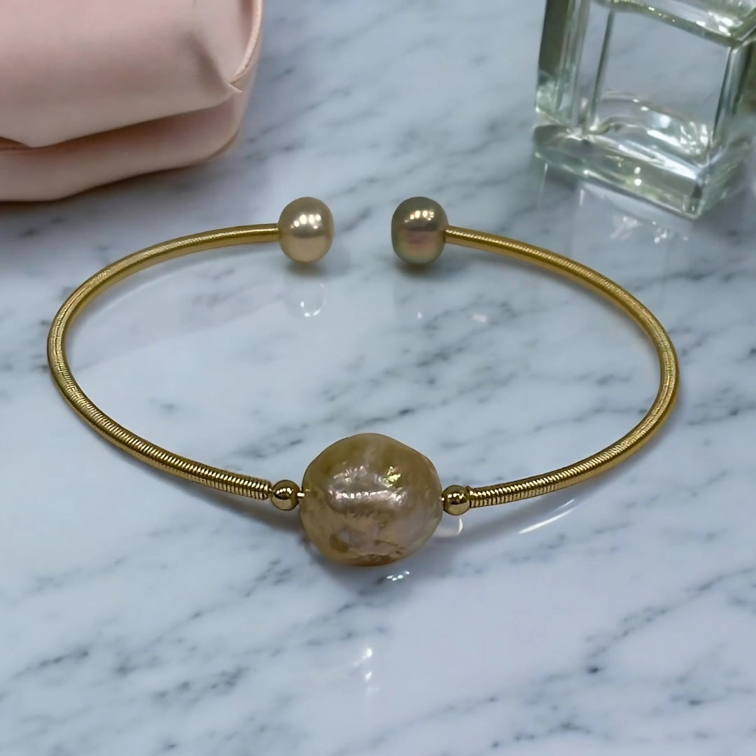 photo of Wendy Mignot Cezanne Single Pearl Brass Bangle