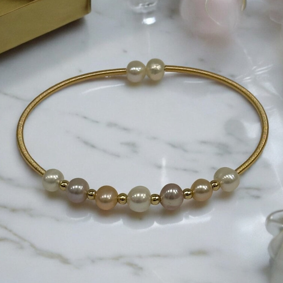 photo of Wendy Mignot Degas pearl bangle