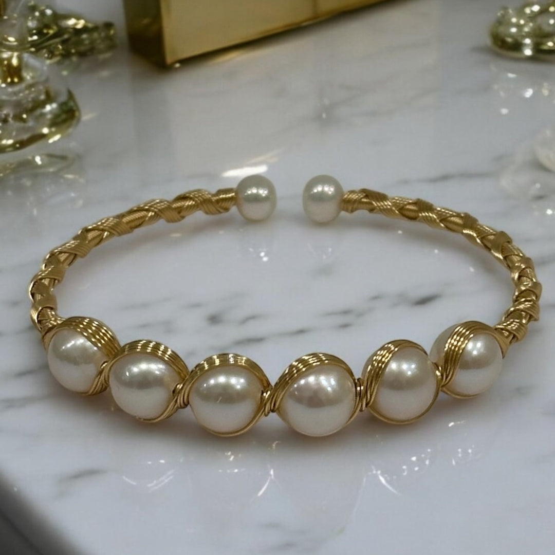 Bazille Breezy Wrap Bangle | Wendy Mignot
