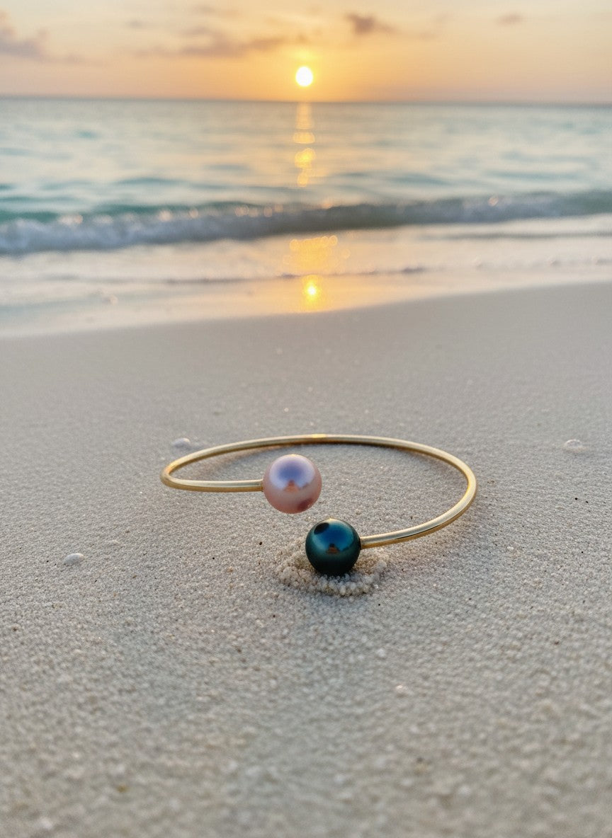 Wendy Mignot Adjustable Gold-filled Natalie Bangle with Tahitian and Freshwater Pearls (Black and Pink)
