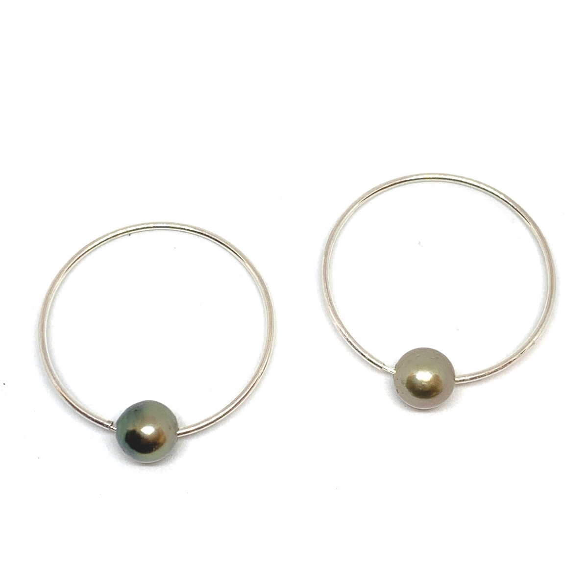 Silver online Tahitian Pearl Hammered Hoop Earrings, Tahitian pearl hoops , Tahitian pearl hoop earrings , Tahitian pearl earrings , tahitian pearl